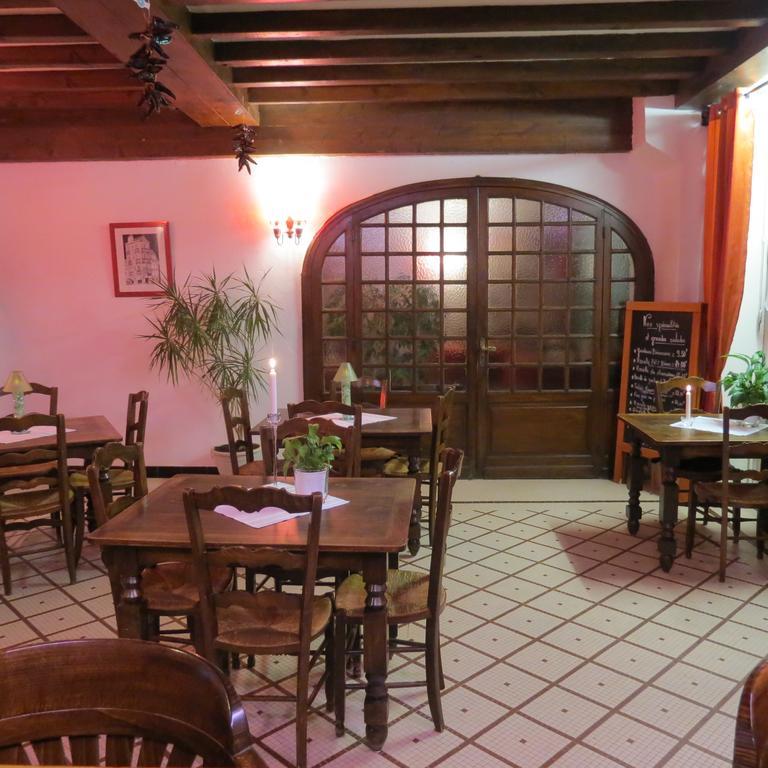 Salies-de-Béarn Hotel Au Petit Bearn מראה חיצוני תמונה